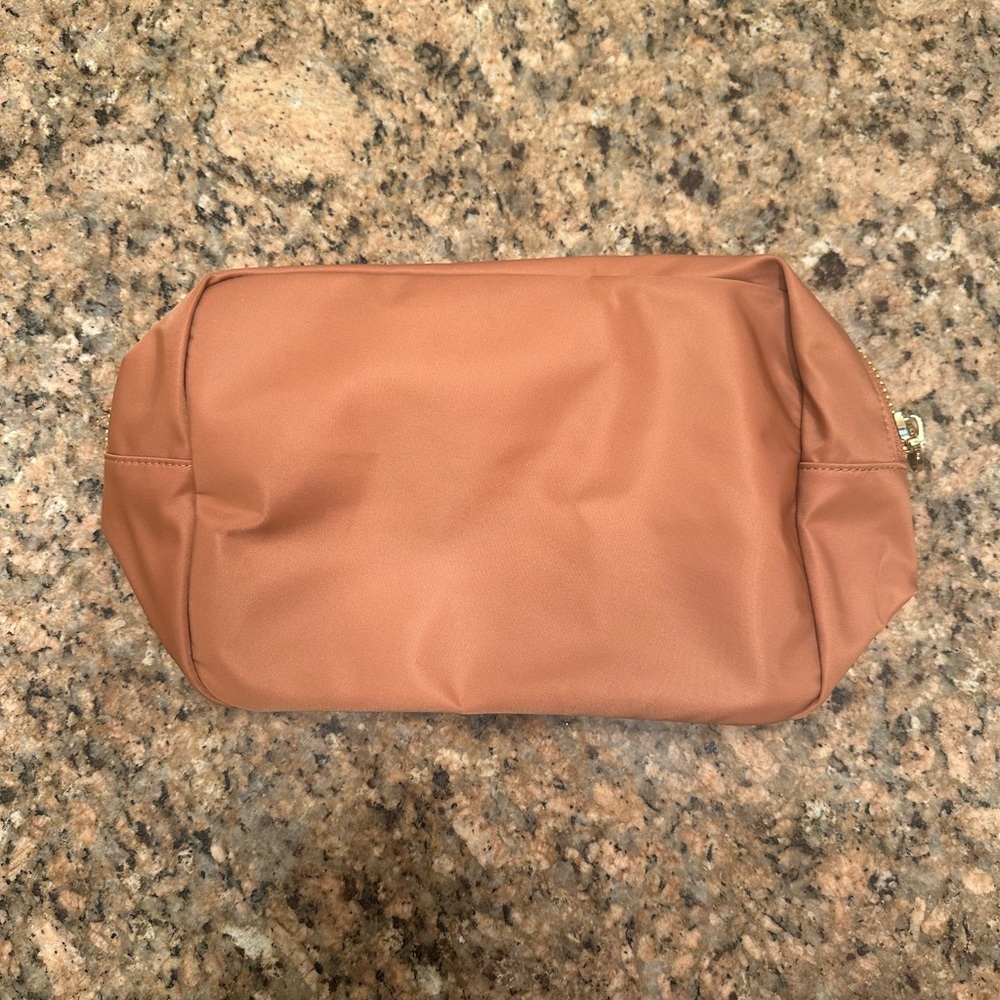 Stoney Clover Large Pouch